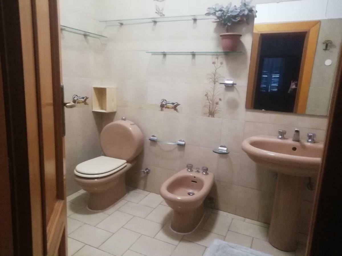 דירות לה ספציה La Casa Di Sara מראה חיצוני תמונה